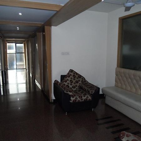 The Crown Hotel Haïdarabad Extérieur photo