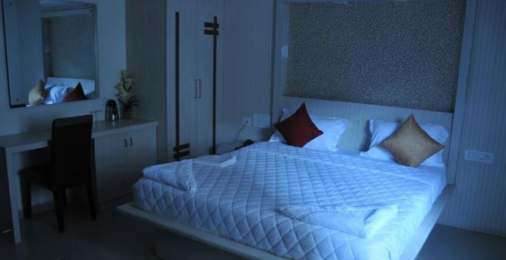The Crown Hotel Haïdarabad Extérieur photo